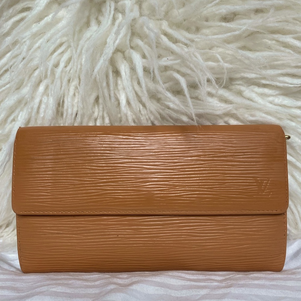 Louis Vuitton Epi Sarah Wallet